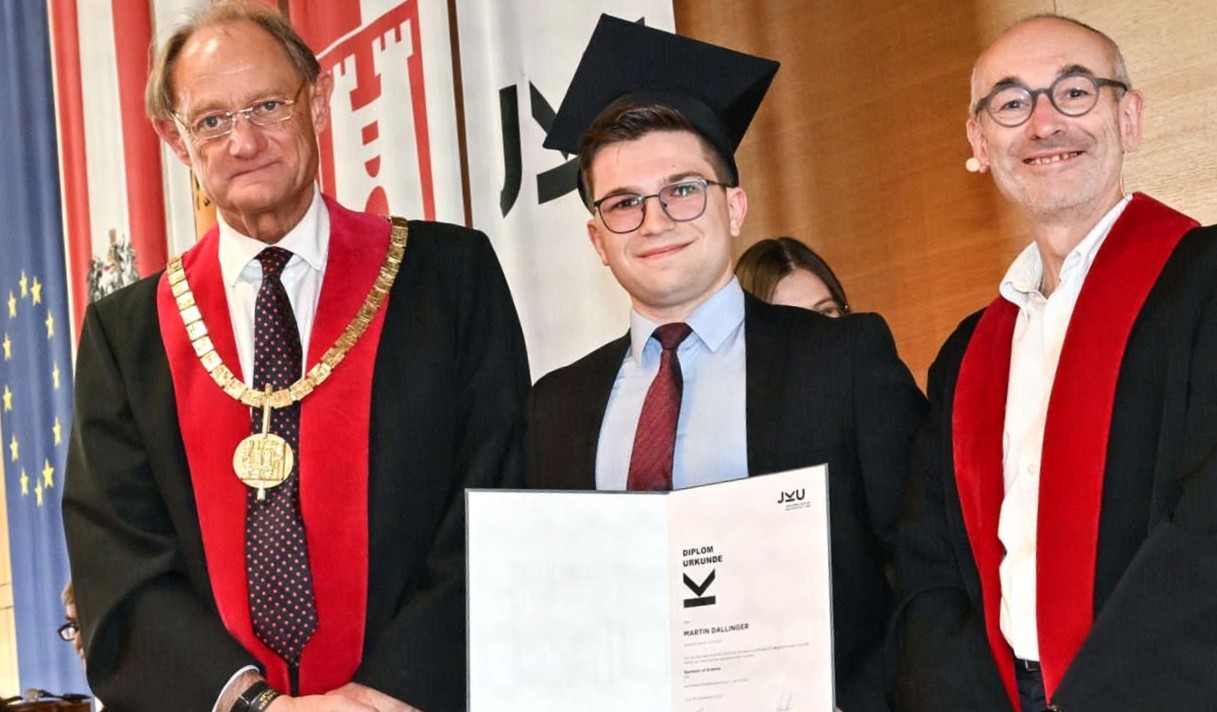 Graduation ceremony at JKU